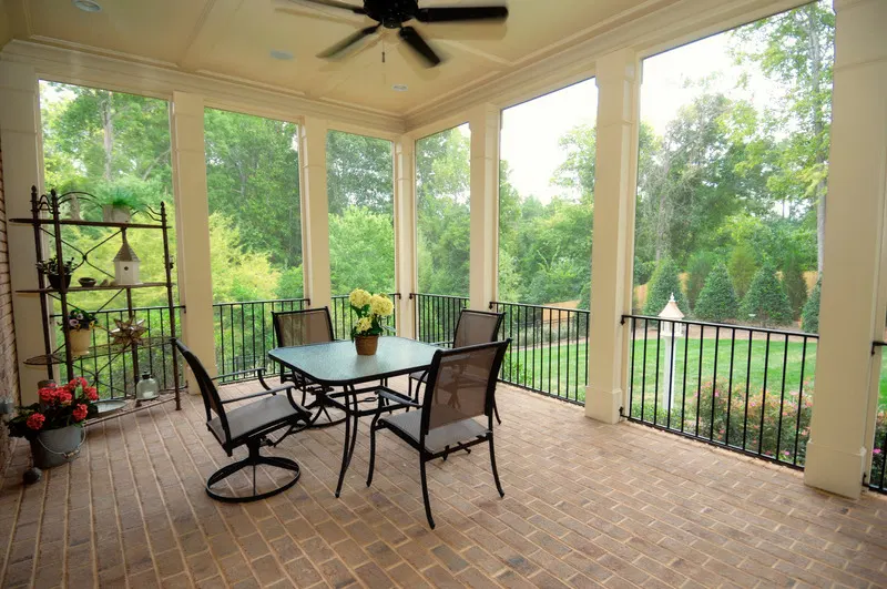 Learn how to screen in a porch from our Raleigh screen porch building expert. 